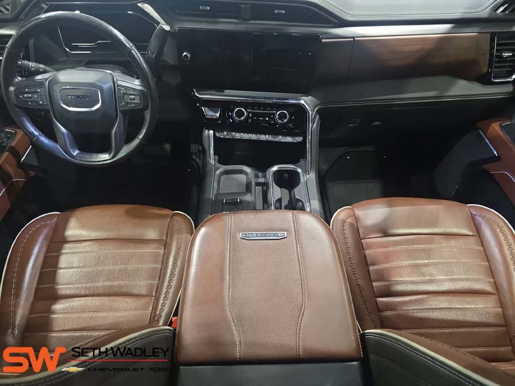 Used 2024 Summit White GMC Denali Ultimate image 9