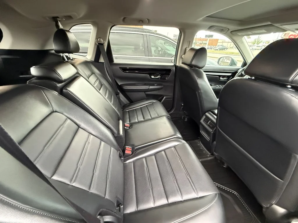 Used 2023 Gray Honda EX-L image 16