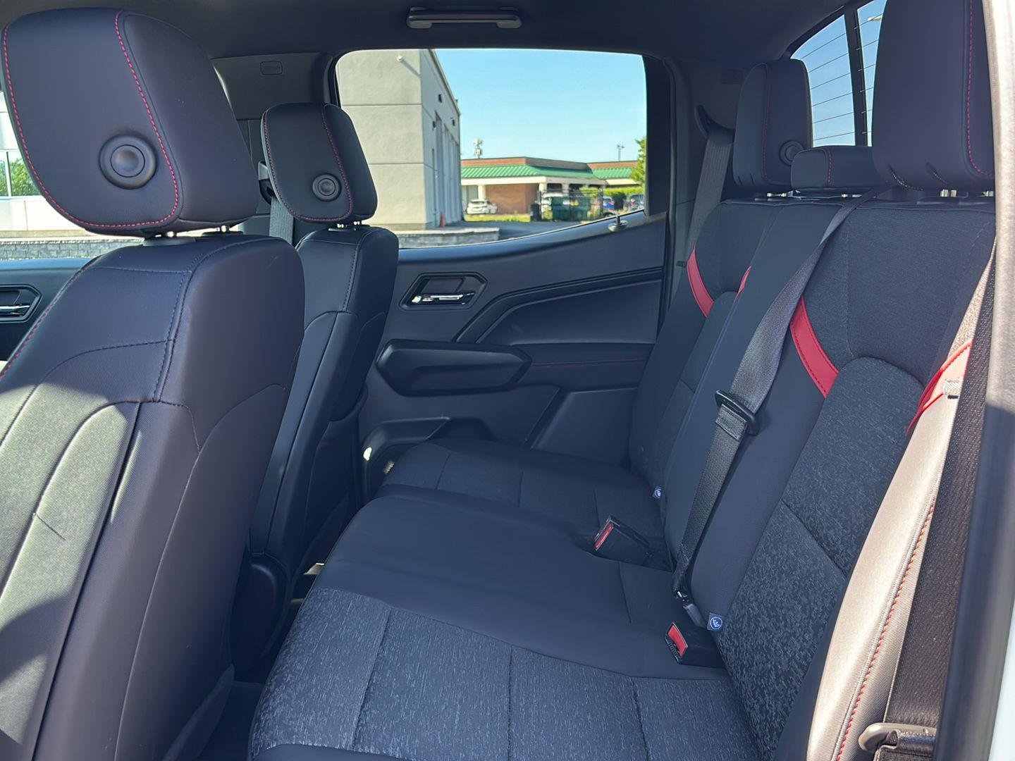 Used 2024 Summit White Chevrolet Z71 image 32