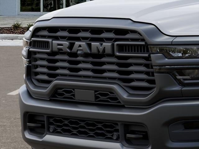 New 2026 Bright White Clear-Coat Exterior Paint RAM Tradesman image 37