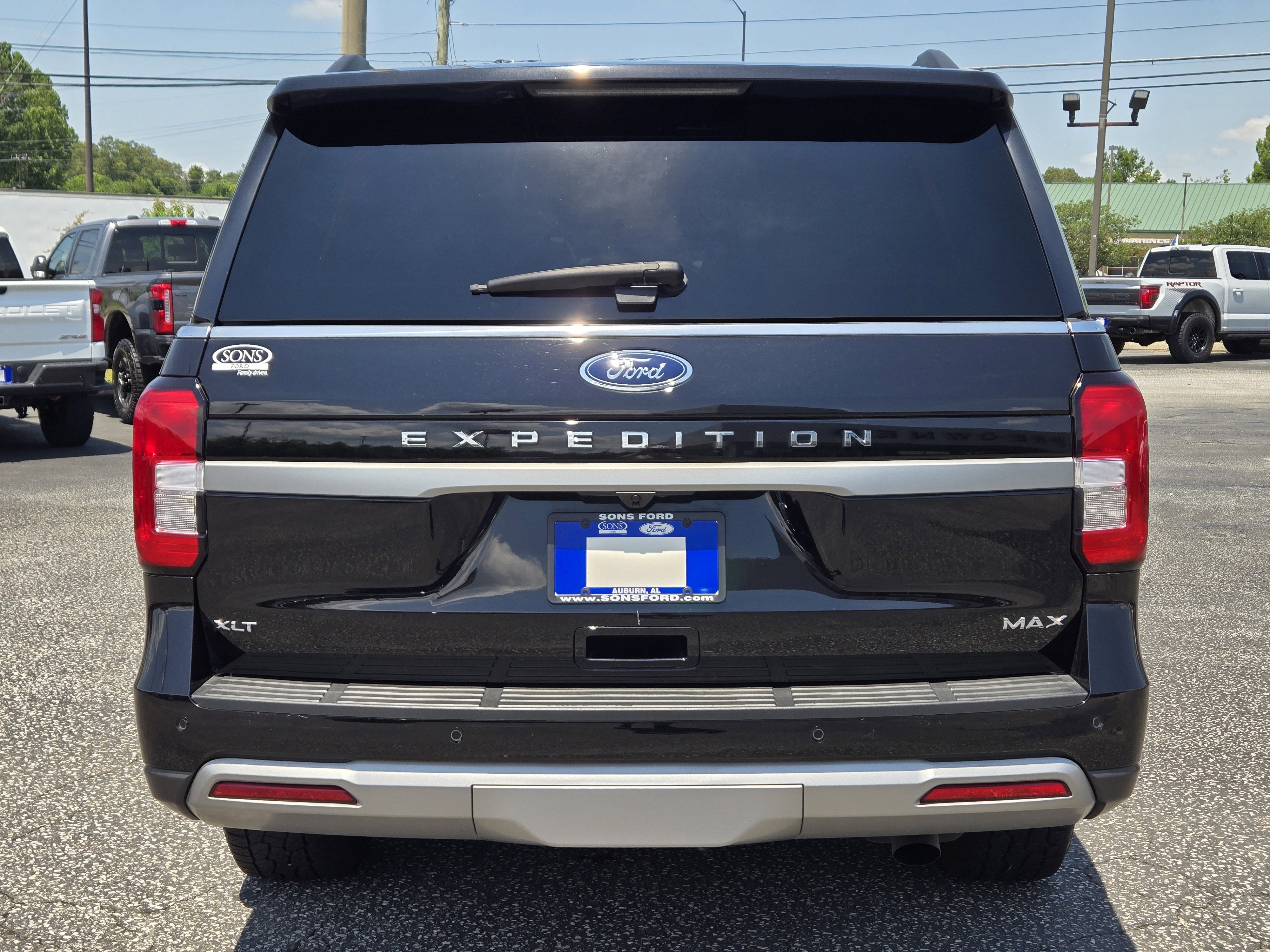 Used 2024 Black Ford XLT image 9