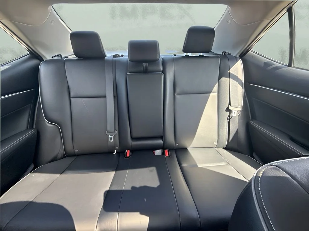 Used 2017 Gray Toyota XLE image 7
