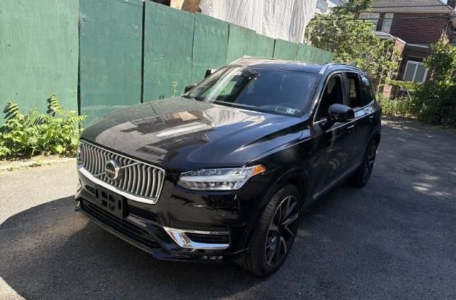 2023 Volvo XC90 B6 Plus 7-Seater