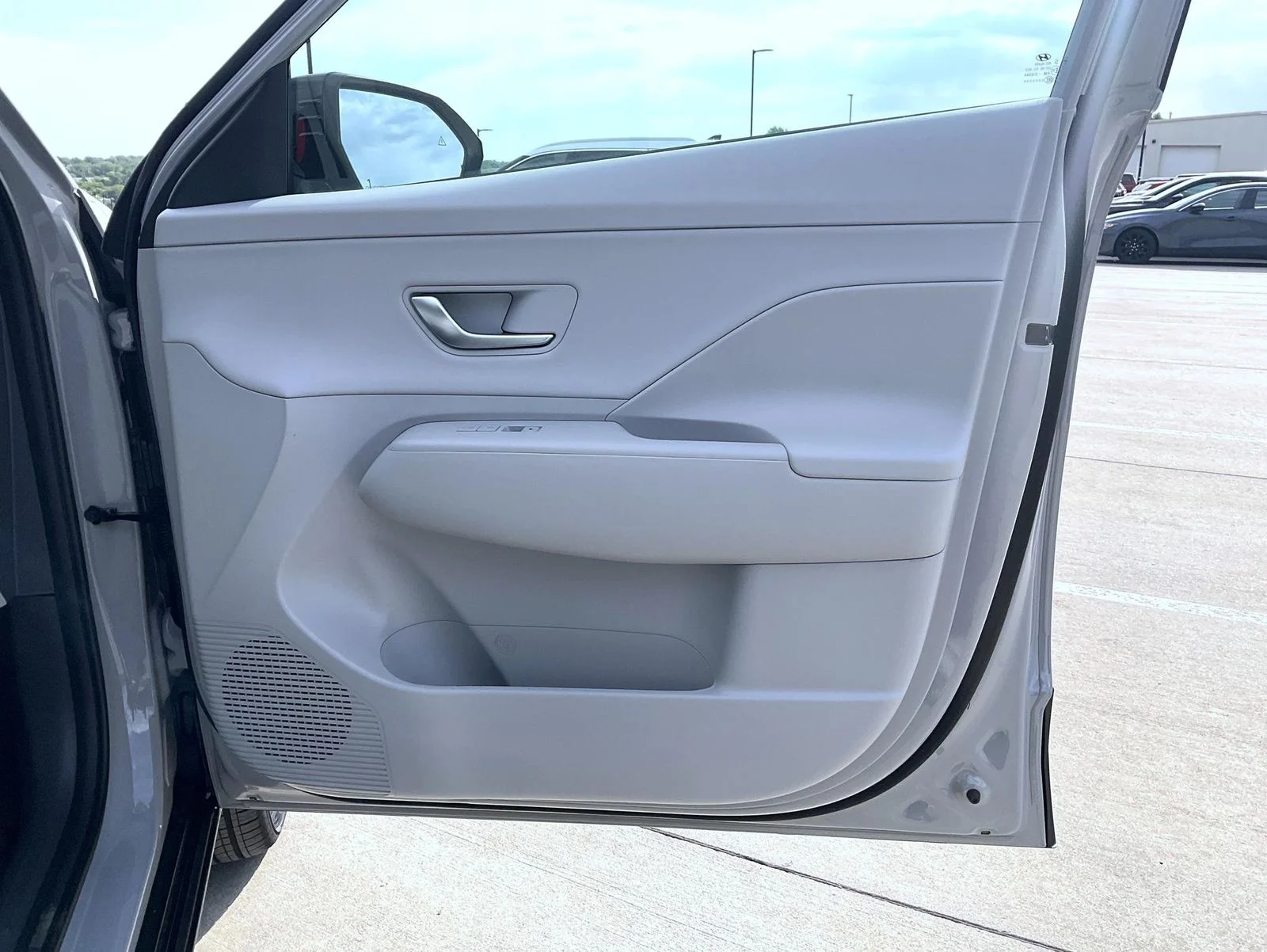 New 2026 Gray Hyundai SEL Premium image 17