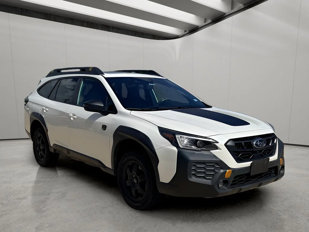 Used 2024 Crystal White Pearl Subaru Wilderness image 8