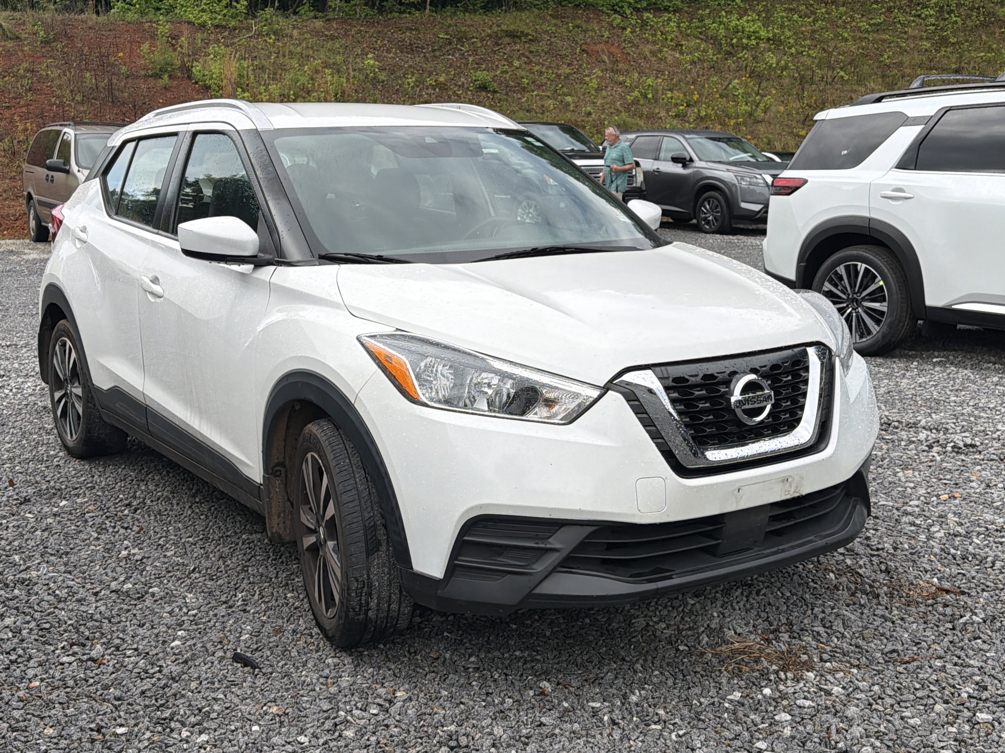 2020 Nissan Kicks SV