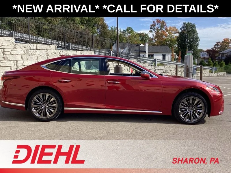 Used 2018 Red Lexus 500 Base image 9