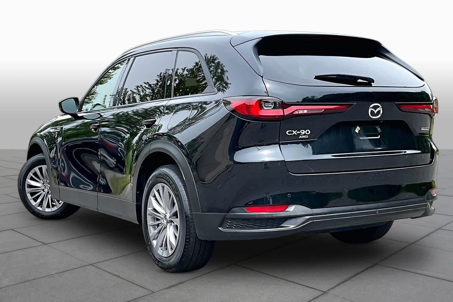 Used 2025 Jet Black Mica Mazda Preferred Package image 12
