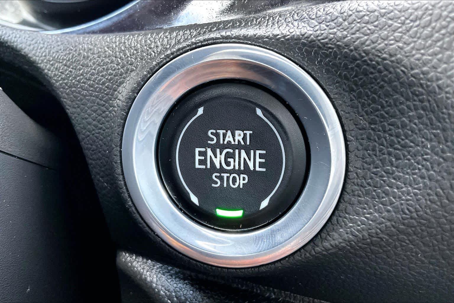 Used 2022 Satin Steel Metallic Buick Select image 34