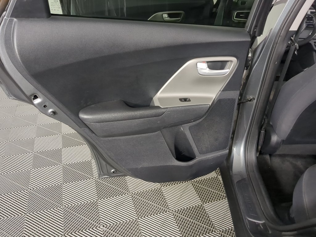 Used 2017 Metal Stream Kia LX image 19
