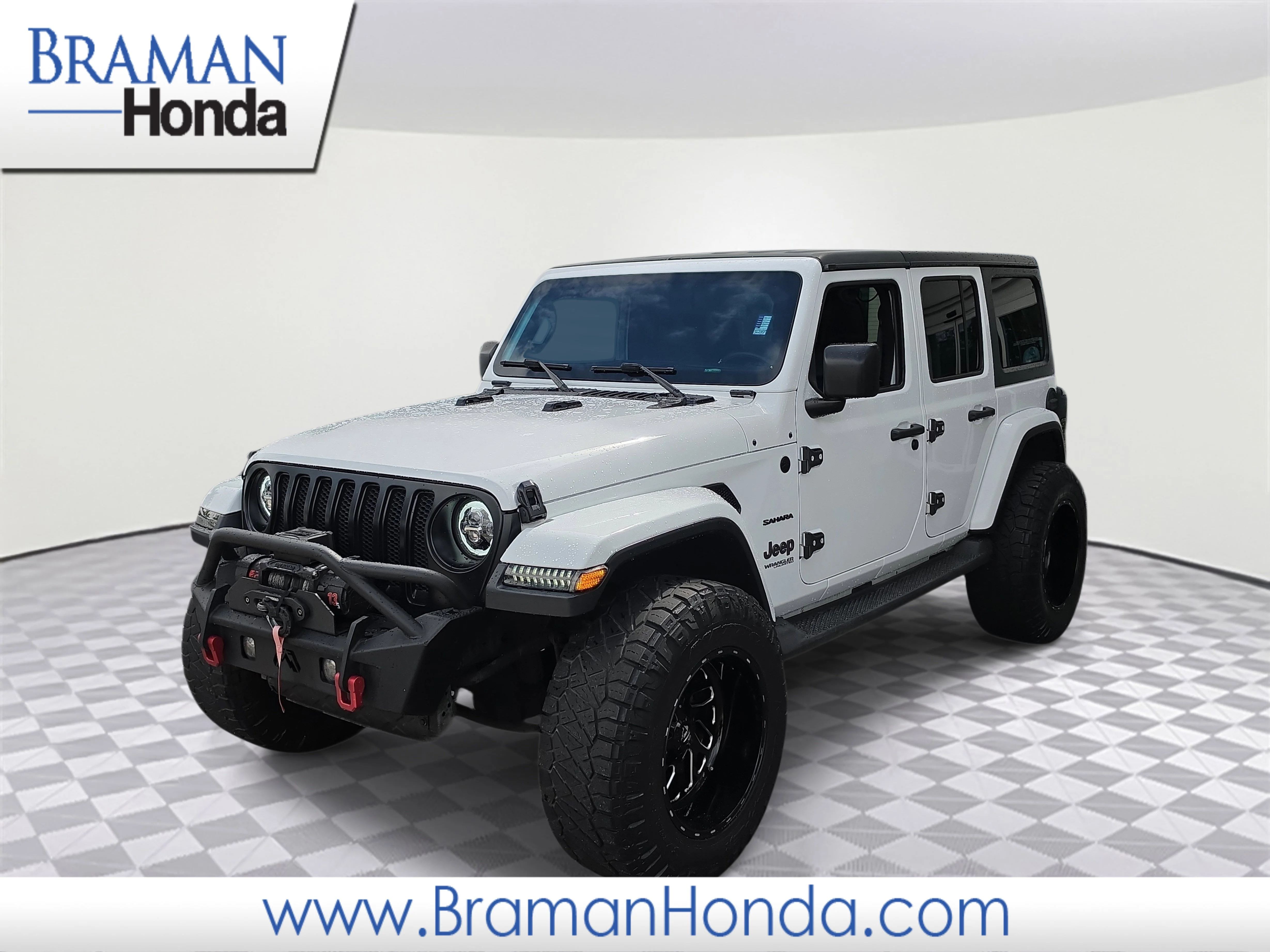 2019 Jeep Wrangler Sahara's photo