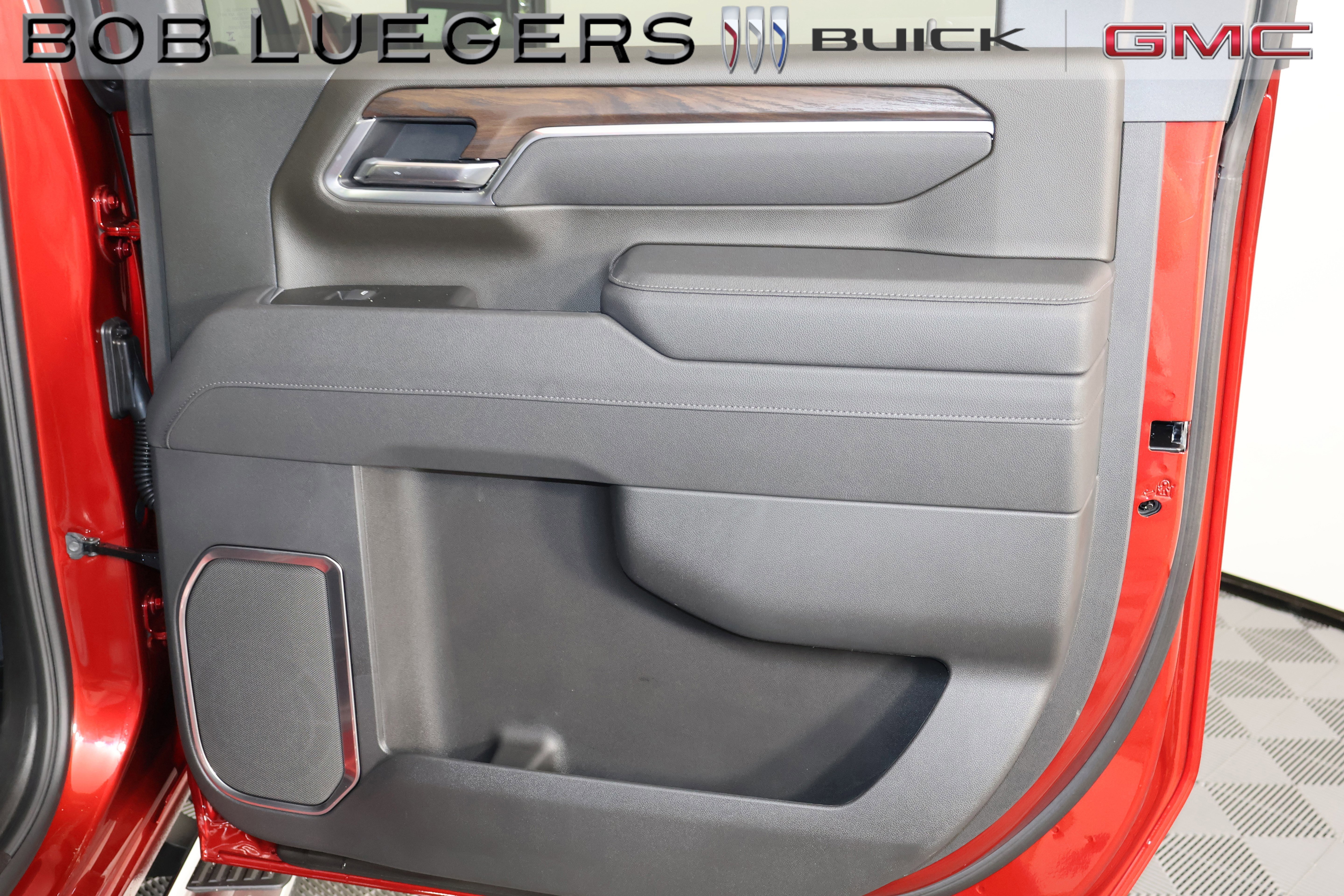 2026 GMC Sierra 2500HD SLT - Photo 17