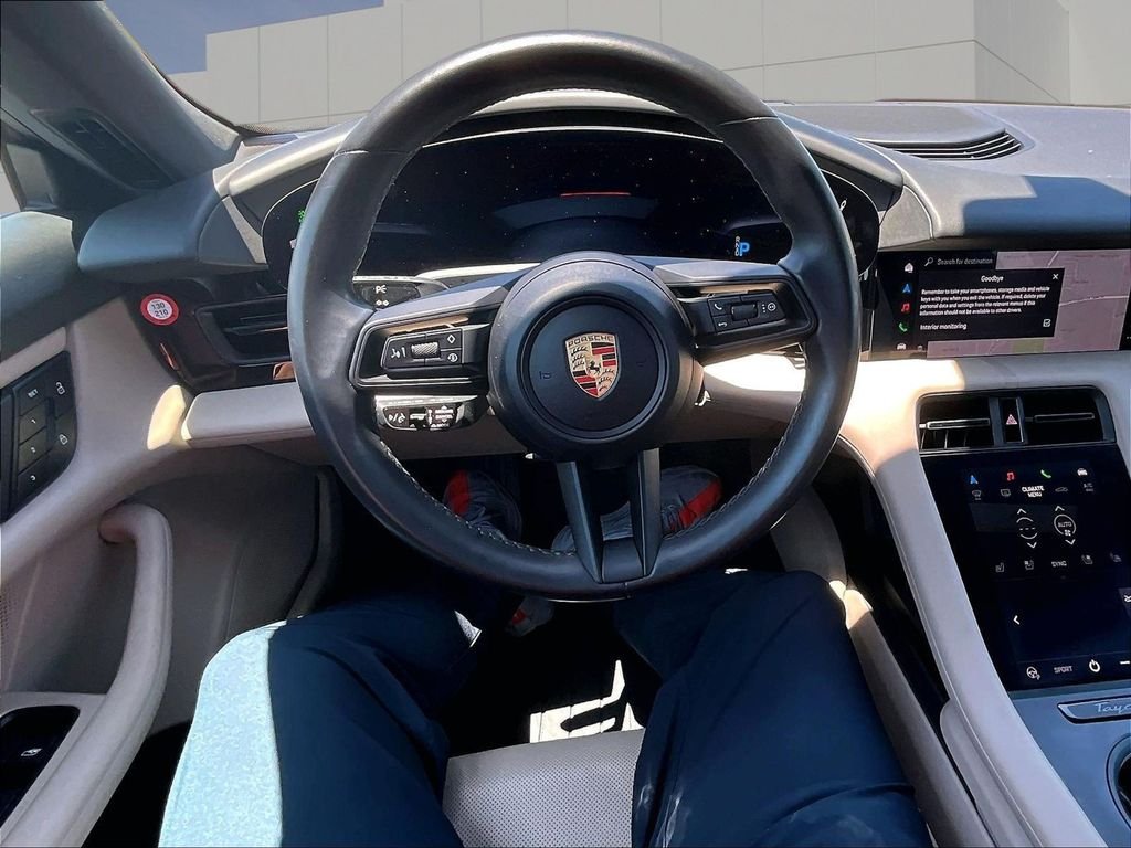 Used 2023 White Porsche  image 13