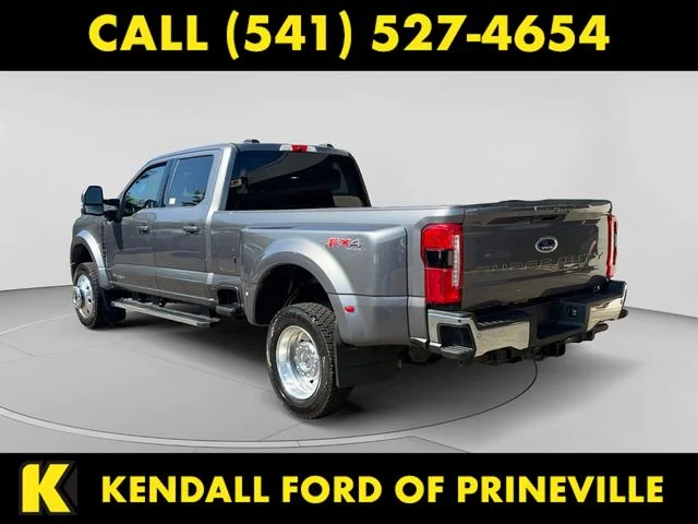 Used 2025 Gray Ford Lariat image 3