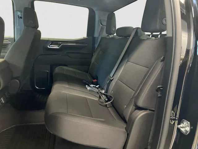 New 2026 Onyx Black GMC SLE image 14