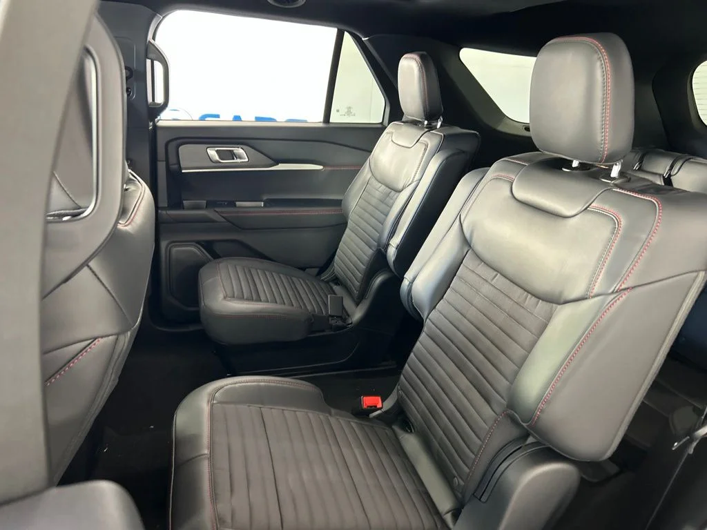 New 2026 Vapor Blue Metallic Ford ST-Line image 35