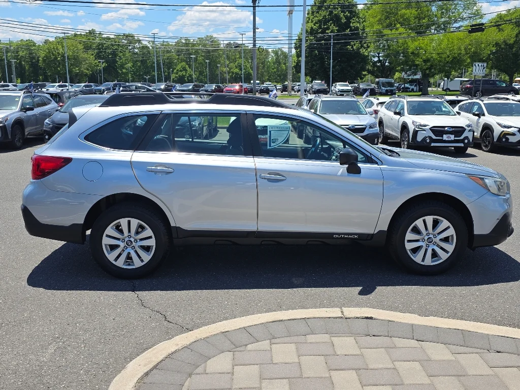 Used 2019 Ice Silver Metallic Subaru 2.5i image 18
