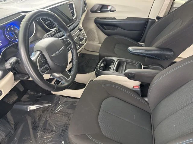 Used 2021 Gray Chrysler Touring image 24