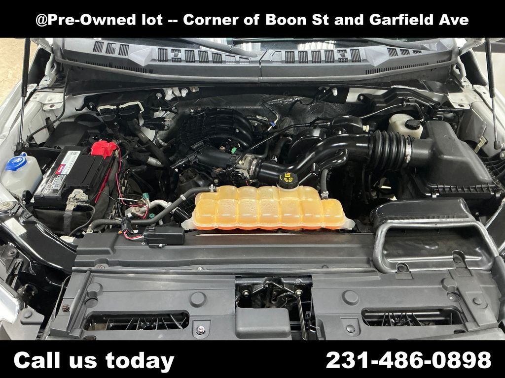 Used 2017 White Ford XL image 2