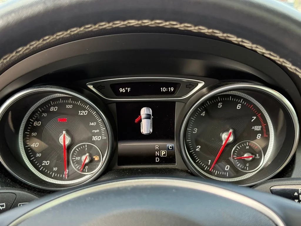 Used 2019 Black Mercedes-Benz GLA 250 image 16