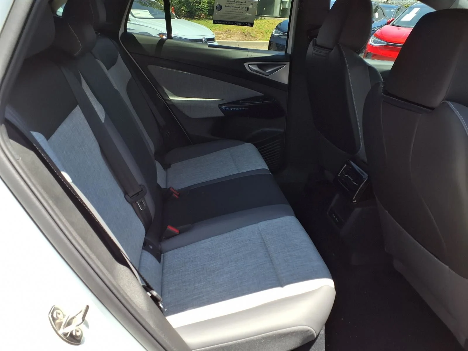 2026 Volkswagen ID.4 PRO - Photo 21