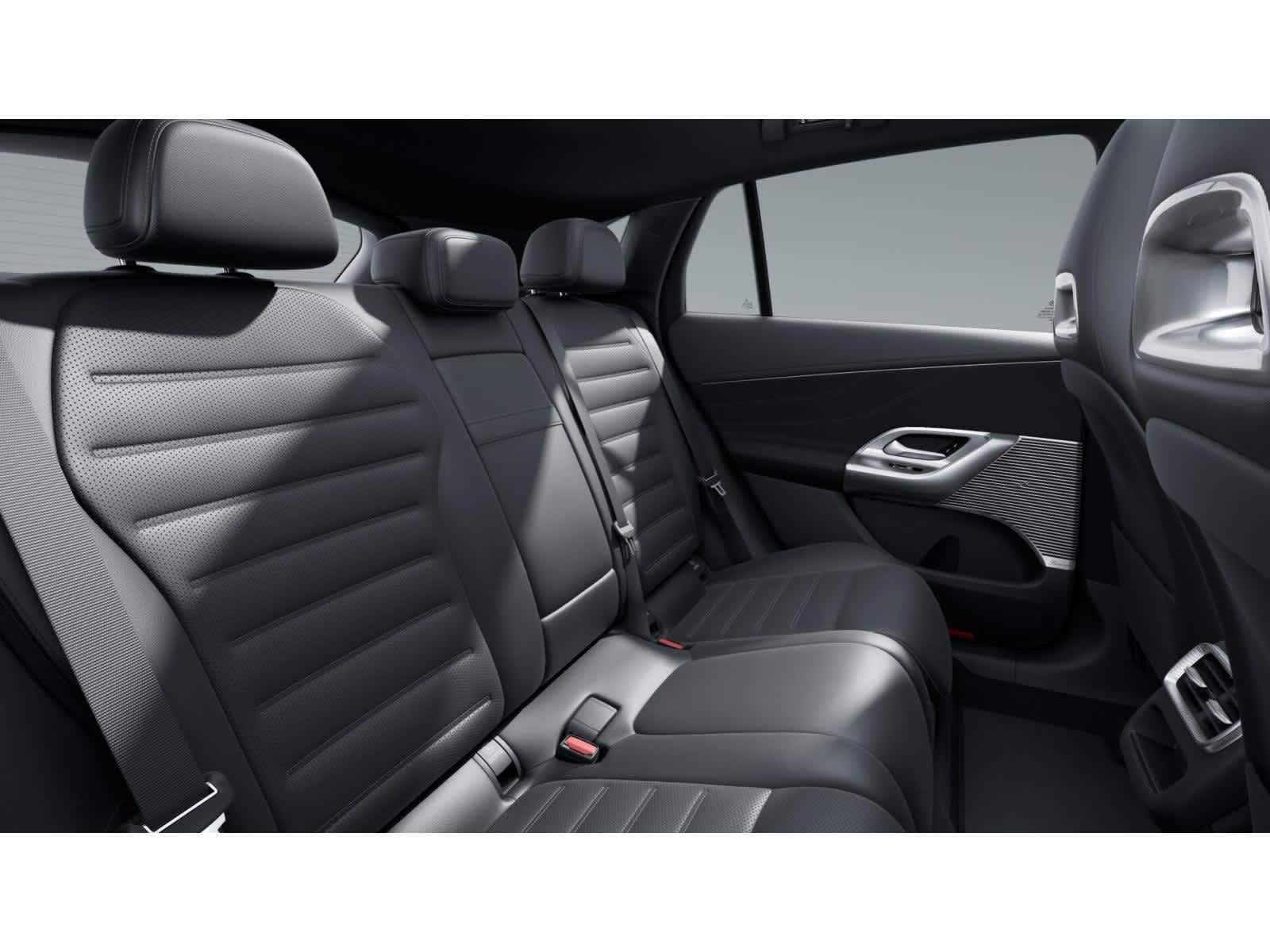 New 2027 Miami Silver Metallic Mercedes-Benz GLC 400 image 4
