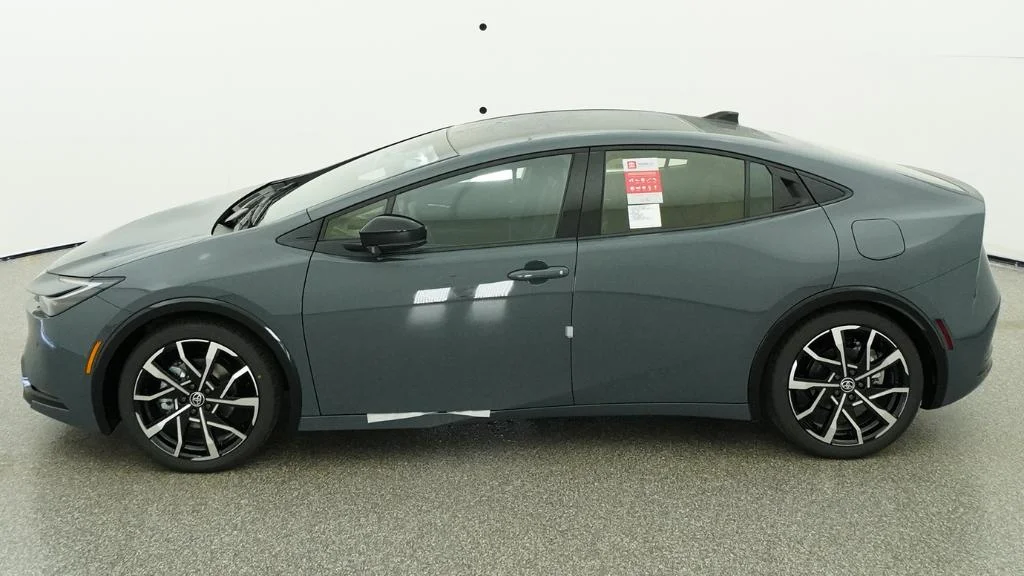 New 2026 Guardian Gray Toyota XSE Premium image 13