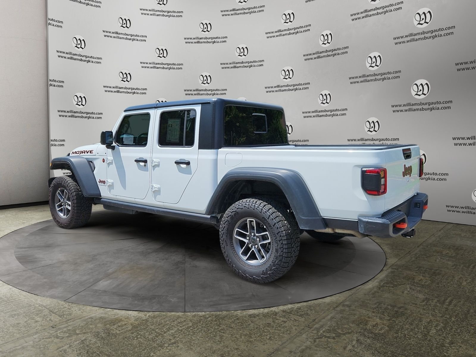 Used 2026 White Jeep Mojave image 3