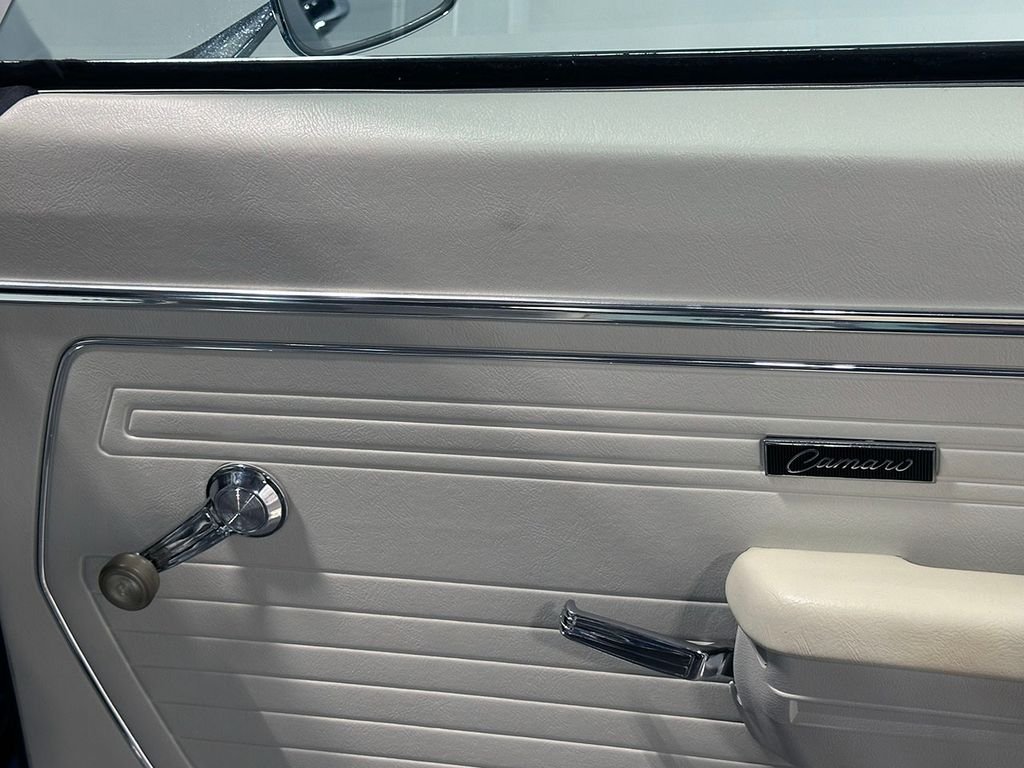 Used 1969 Blue Chevrolet  image 51