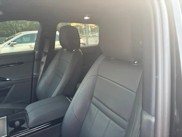 Used 2025 Black Land Rover Dynamic image 2