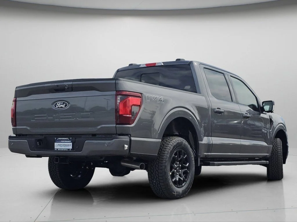 New 2026 Carbonized Gray Metallic Ford XLT image 25
