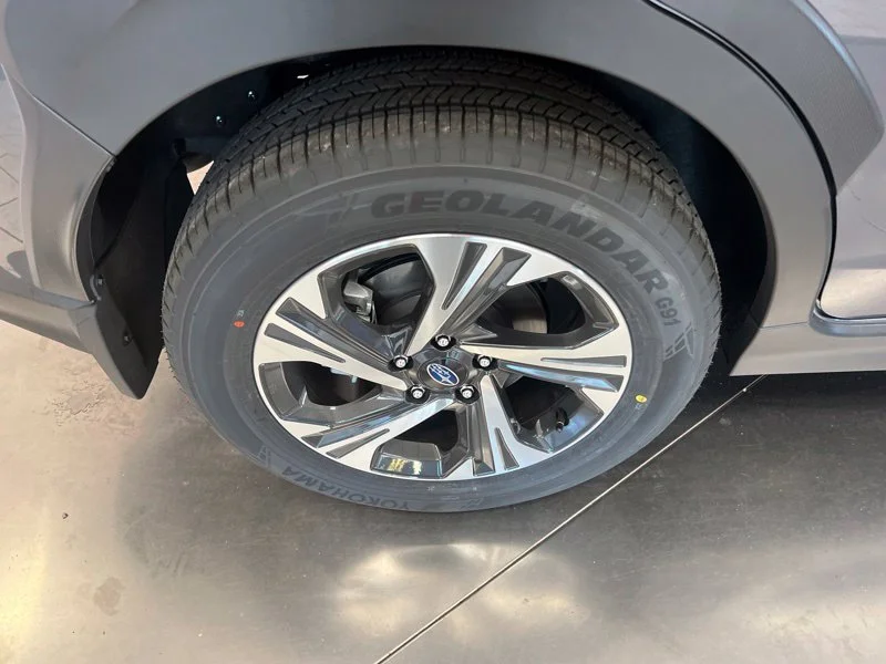 New 2026 MAGNETITE GRAY PEARL Subaru Premium image 9