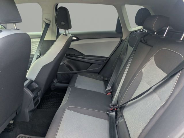 Used 2022 Gray Volkswagen 1.5T S image 13