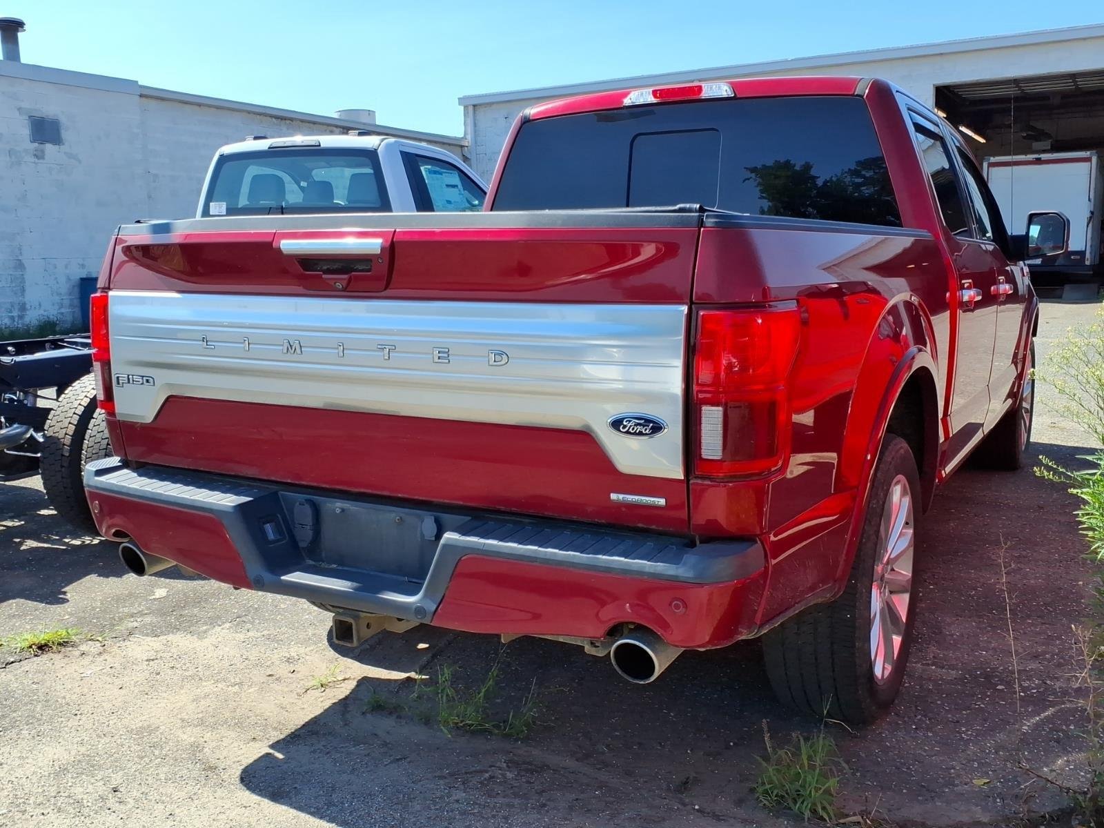 Used 2019 Ruby Red Metallic Tinted Clearcoat Ford Limited image 7