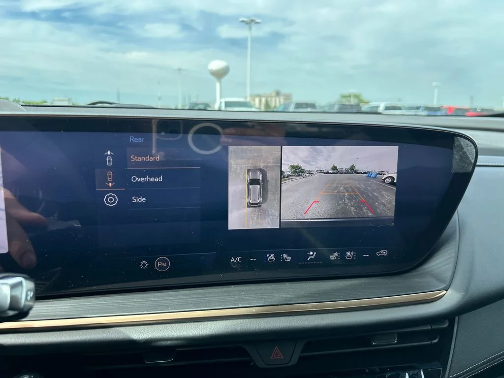 New 2026 Quartz Blue Metallic Buick Avenir image 25