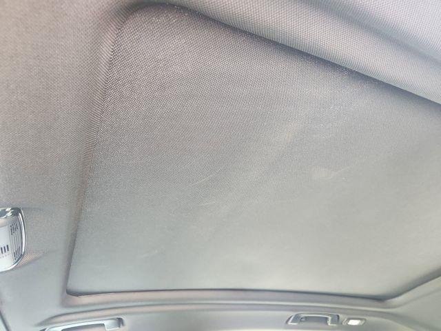 Used 2019 White BMW sDrive30i image 19