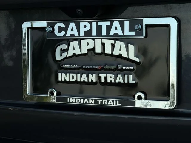 Used 2024 Gray Jeep Altitude image 39