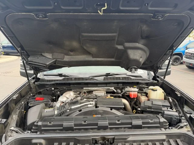 Used 2022 Black Chevrolet High Country image 22