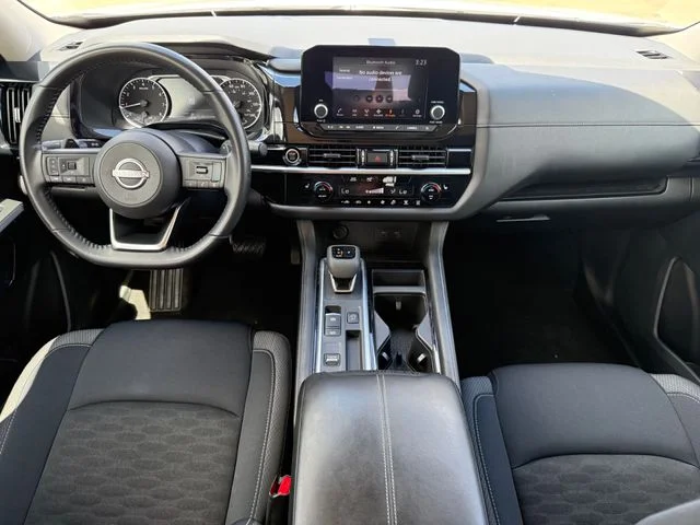 Used 2024 White Nissan SV image 20