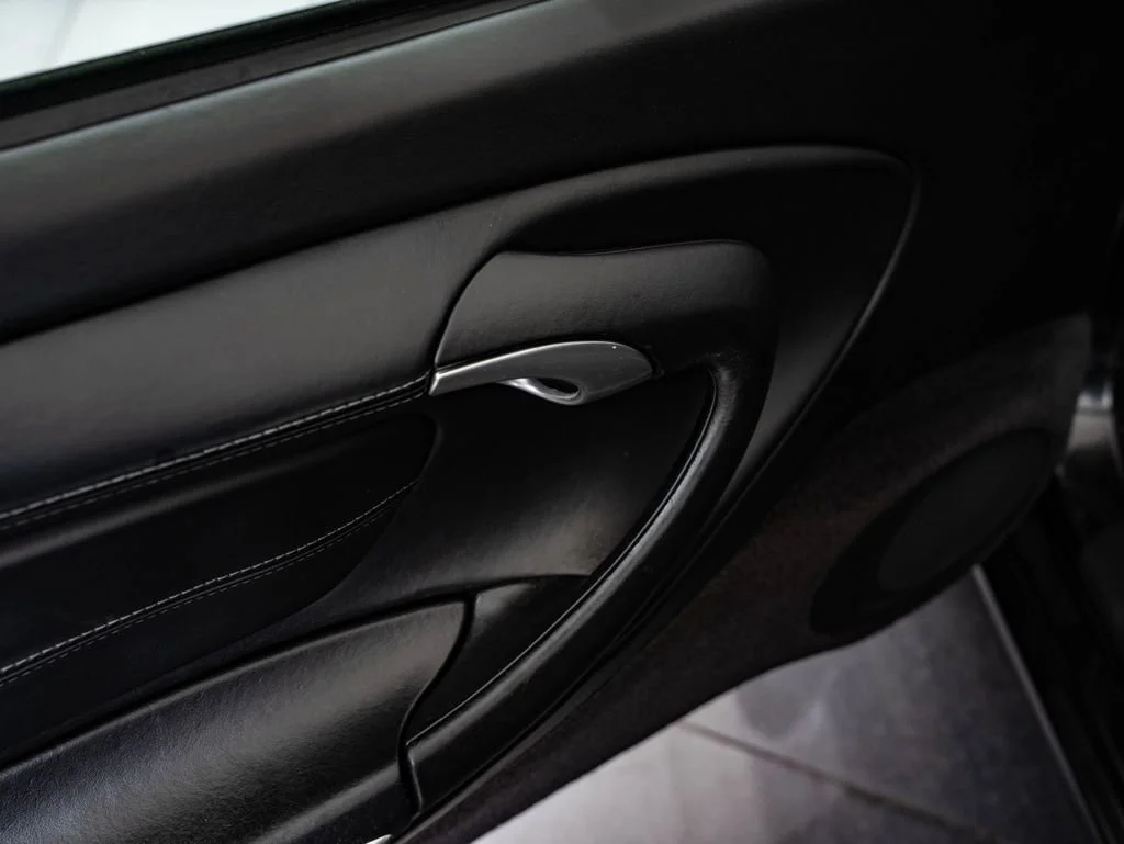 Used 2001 Black Porsche Carrera image 23