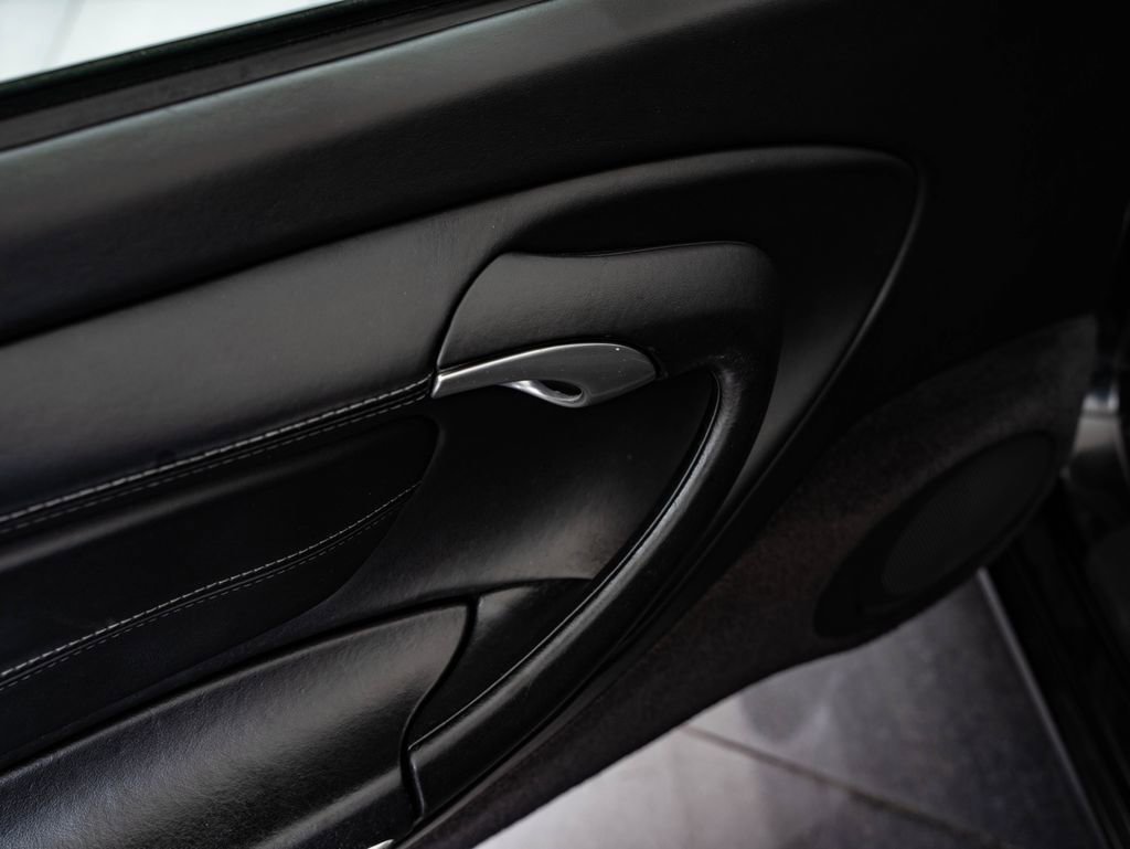 Used 2001 Black Porsche Carrera image 23