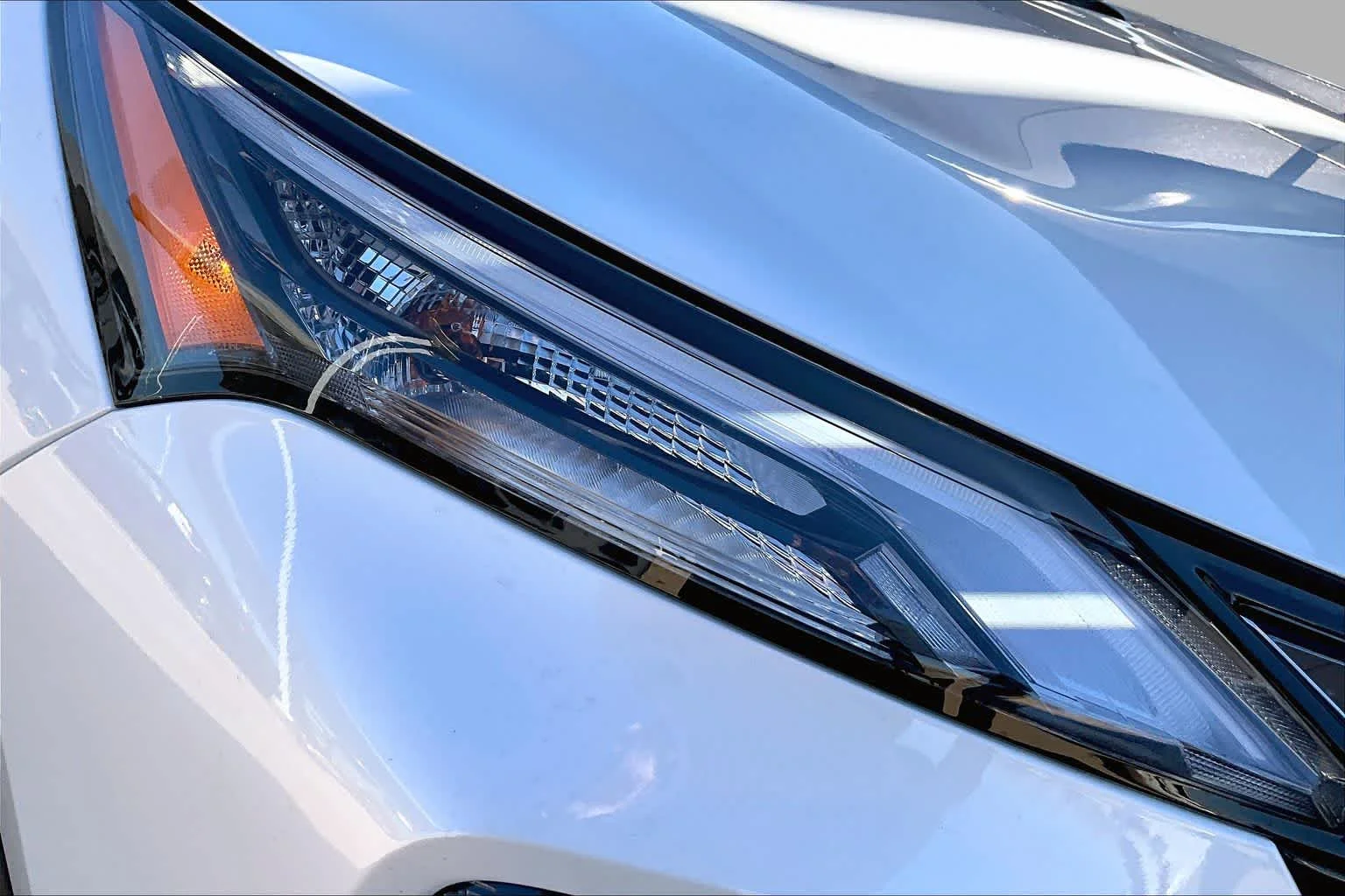 New 2026 Everest White Pearl TriCoat Nissan SV image 13