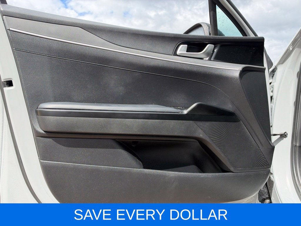 Used 2023 Gray Kia GT-Line image 8