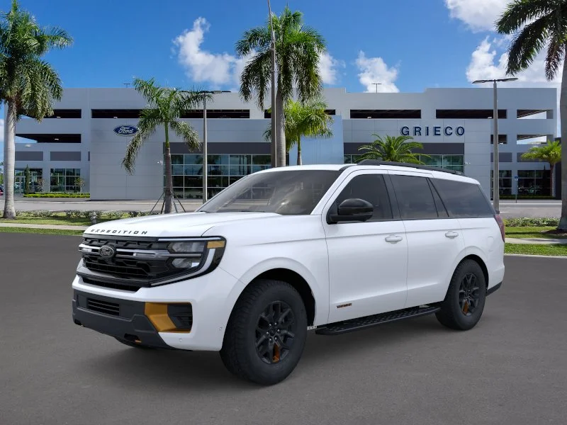 New 2026 Star White Metallic Tri-Coat Ford Tremor® image 24