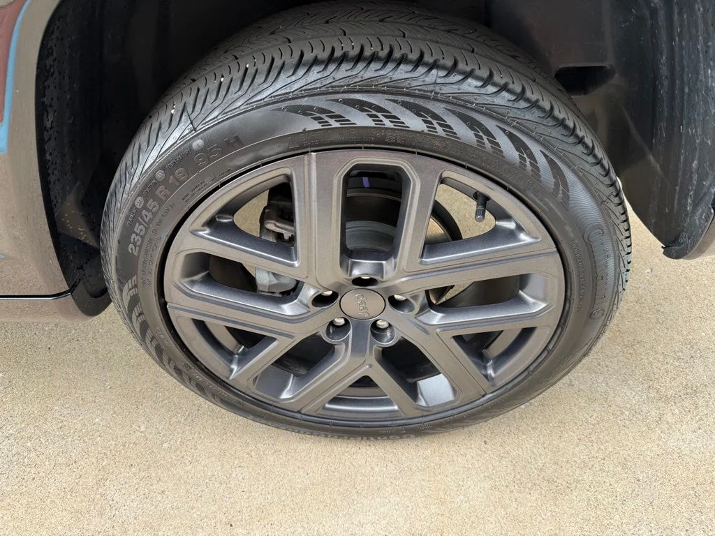 Used 2024 Black Jeep Limited image 7