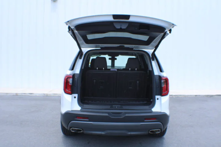 Used 2022 Summit White GMC AT4 image 18