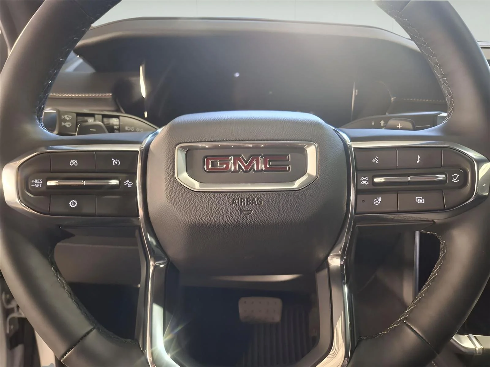 Used 2026 Summit White GMC AWD Elevation image 23