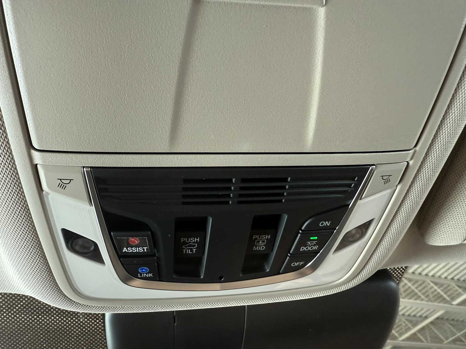 New 2026 Platinum White Pearl Acura w/Advance Package image 22