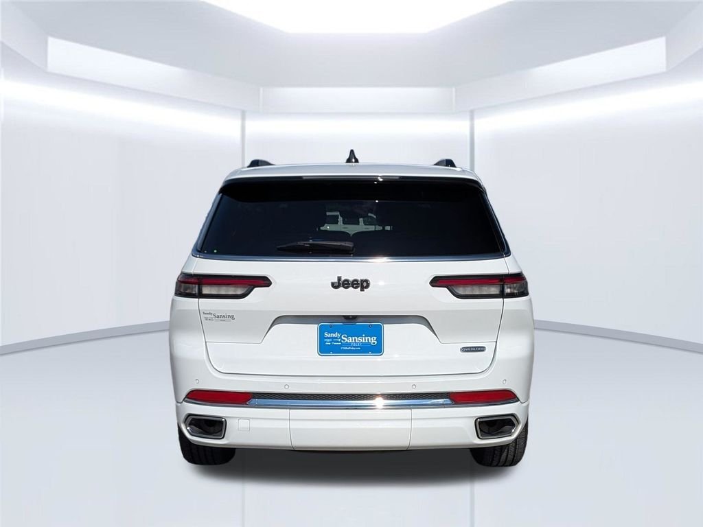 Used 2023 White Jeep Overland image 5