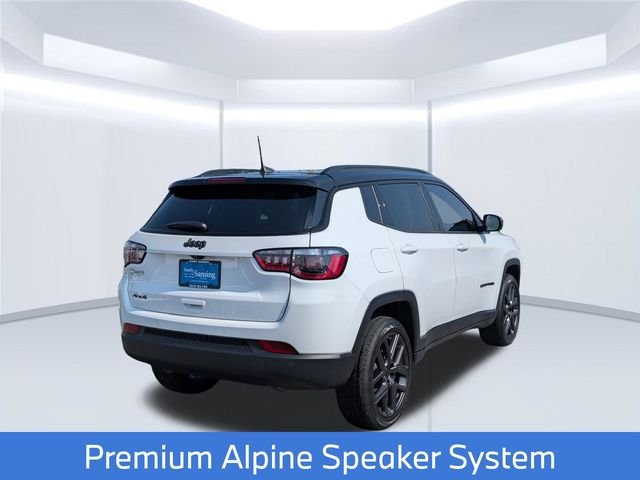 New 2026 Bright White Clear-Coat Exterior Paint Jeep Limited image 6
